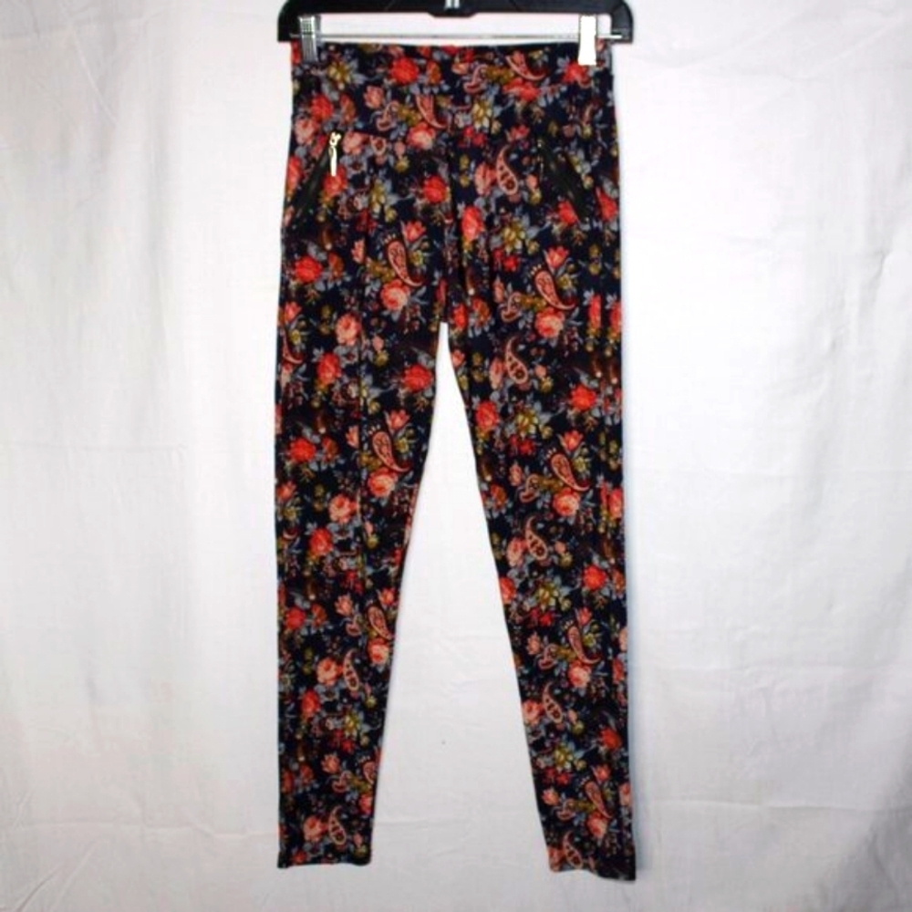 Coco + Carmen Floral Paisley Leggings S/M — Boho Stretchy Lounge Pants